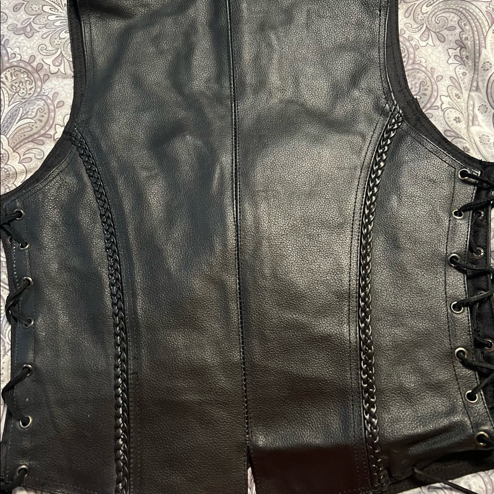 Dream Apparel Women’s Leather Vest